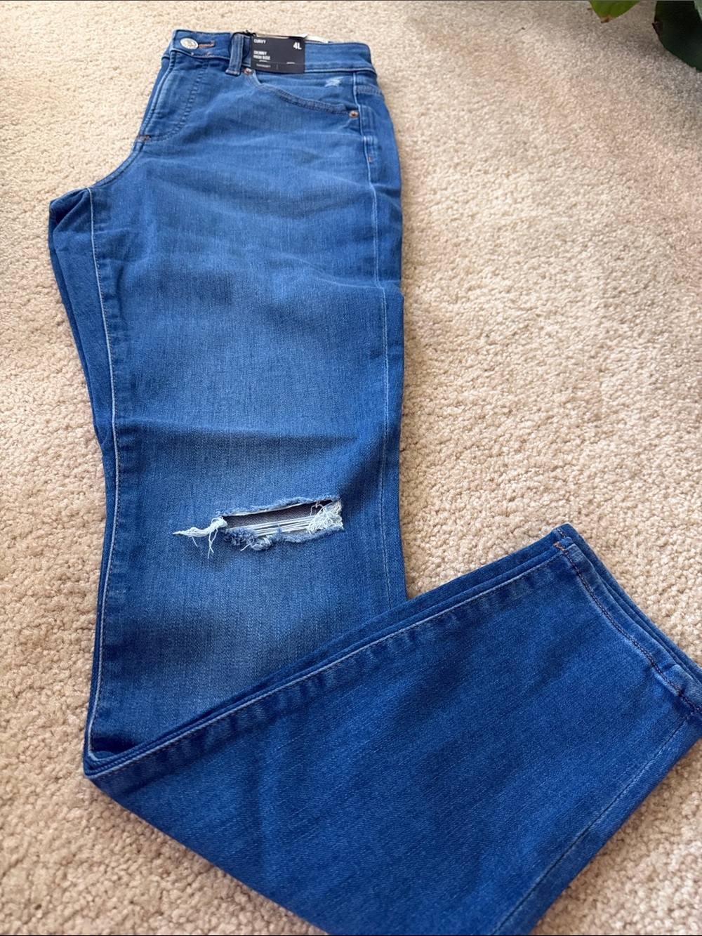 Express Skinny High-Rise Jeans in Denim Blue - Picture 4 of 4